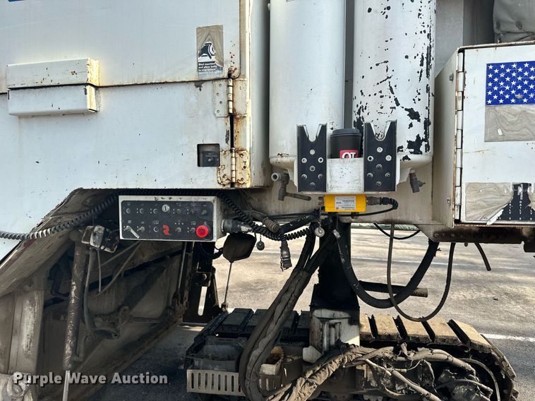 image for item DO5129 2005 Roadtec RX500  milling machine