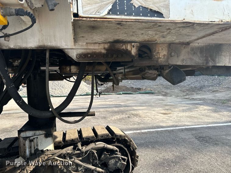 image for item DO5129 2005 Roadtec RX500  milling machine