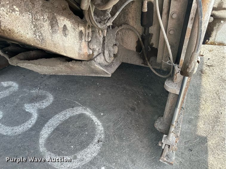 image for item DO5129 2005 Roadtec RX500  milling machine