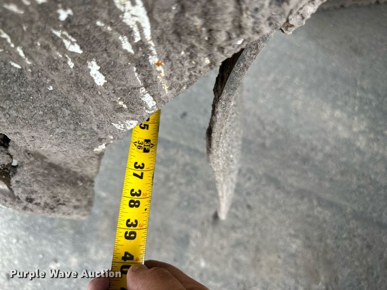 image for item DO5129 2005 Roadtec RX500  milling machine