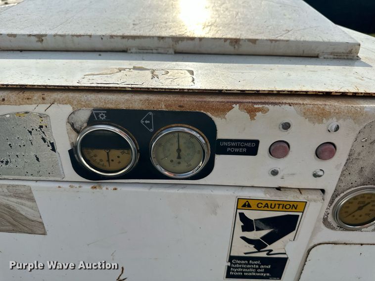 image for item DO5129 2005 Roadtec RX500  milling machine