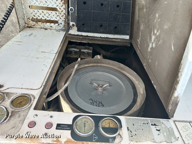 image for item DO5129 2005 Roadtec RX500  milling machine