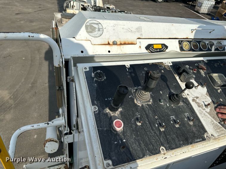 image for item DO5129 2005 Roadtec RX500  milling machine