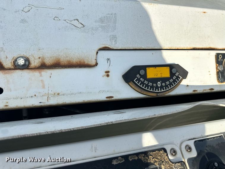 image for item DO5129 2005 Roadtec RX500  milling machine