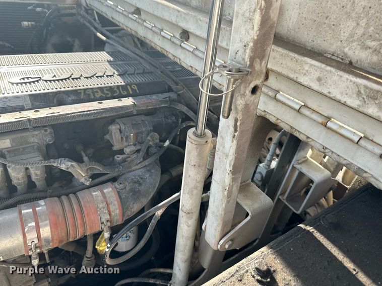 image for item DO5129 2005 Roadtec RX500  milling machine