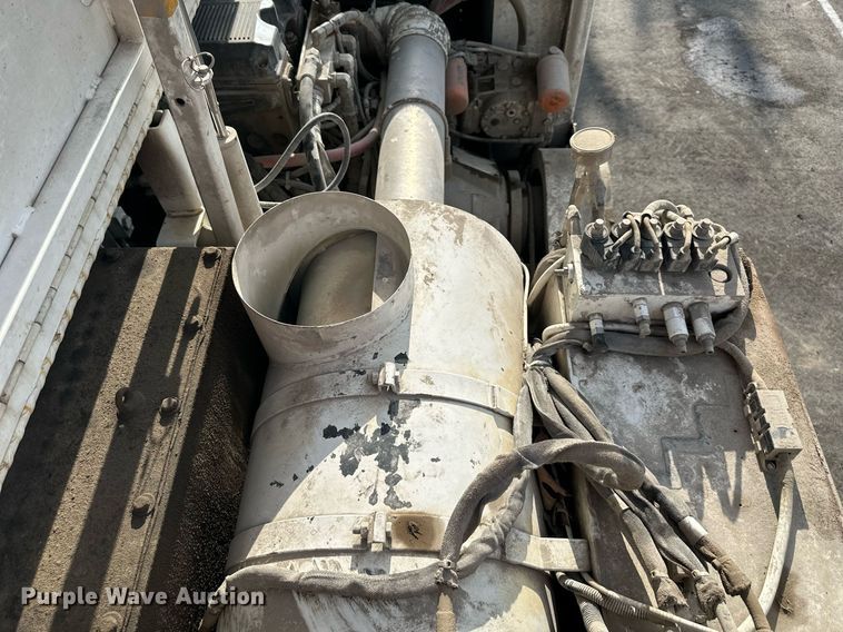 image for item DO5129 2005 Roadtec RX500  milling machine