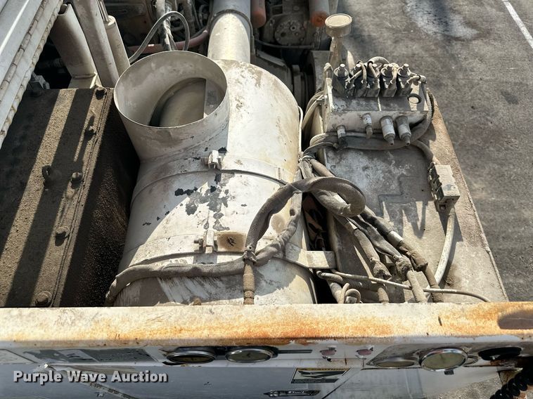 image for item DO5129 2005 Roadtec RX500  milling machine