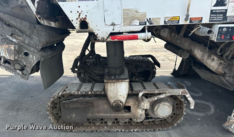 image for item DO5129 2005 Roadtec RX500  milling machine