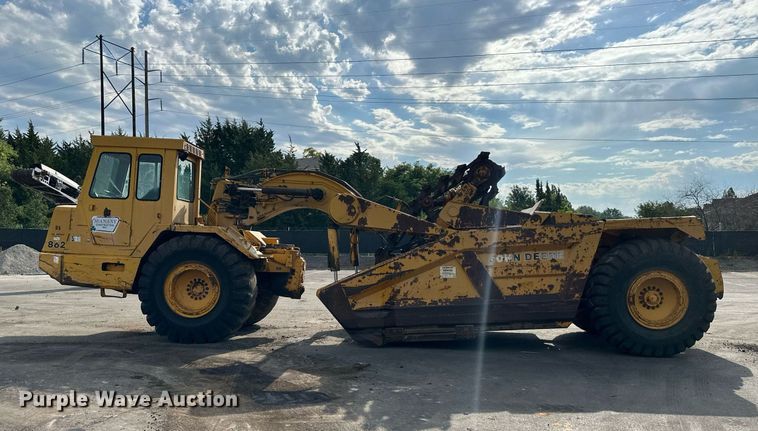 image for item DO5130 1984 John Deere 862  elevating scraper