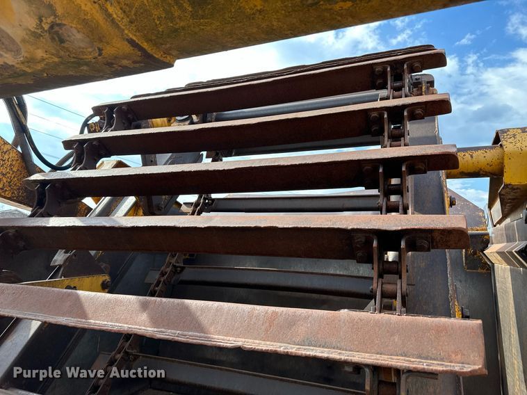 image for item DO5130 1984 John Deere 862  elevating scraper