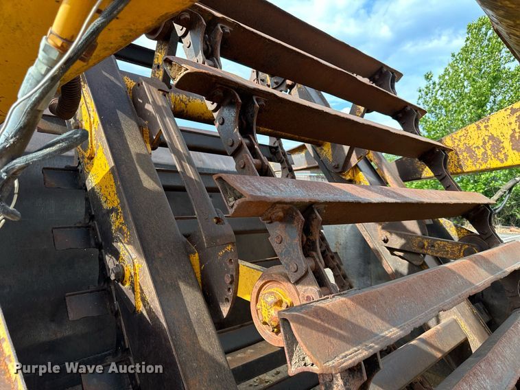 image for item DO5130 1984 John Deere 862  elevating scraper