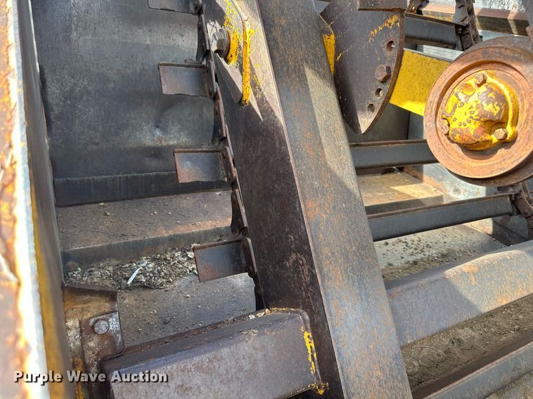 image for item DO5130 1984 John Deere 862  elevating scraper