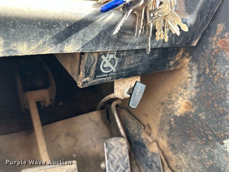 image for item DO5130 1984 John Deere 862  elevating scraper