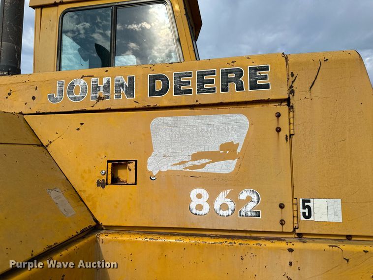 image for item DO5130 1984 John Deere 862  elevating scraper