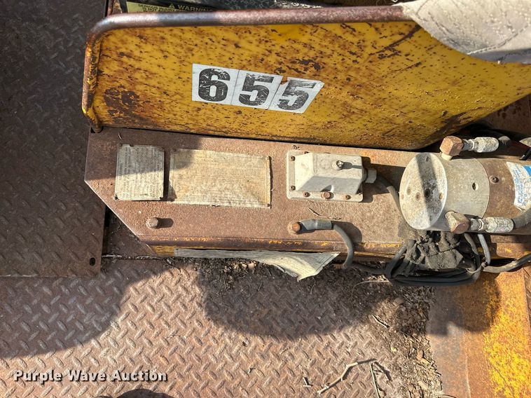 image for item DO5131 1968 Caterpillar 966C  wheel loader