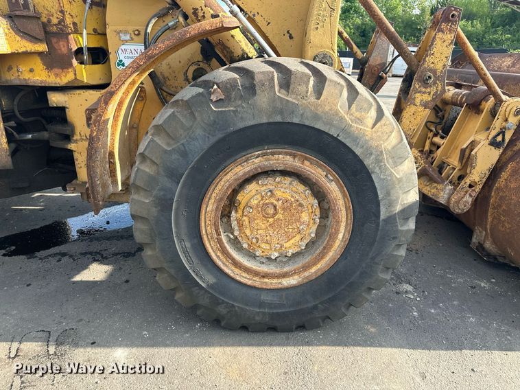 image for item DO5131 1968 Caterpillar 966C  wheel loader