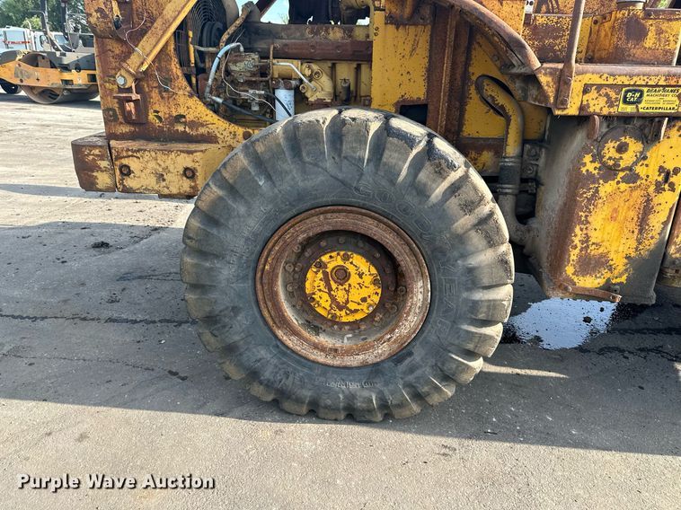 image for item DO5131 1968 Caterpillar 966C  wheel loader