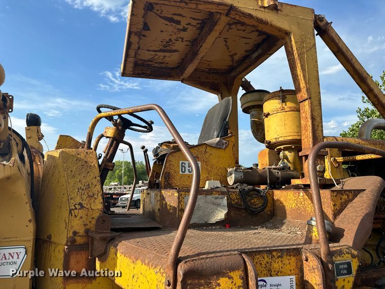 image for item DO5131 1968 Caterpillar 966C  wheel loader