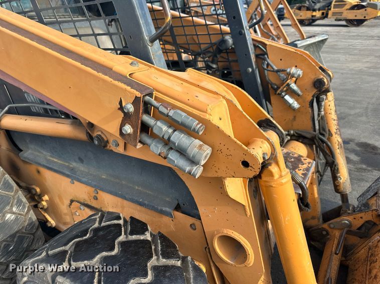image for item DO5133 2002 Case 60XT  skid steer loader