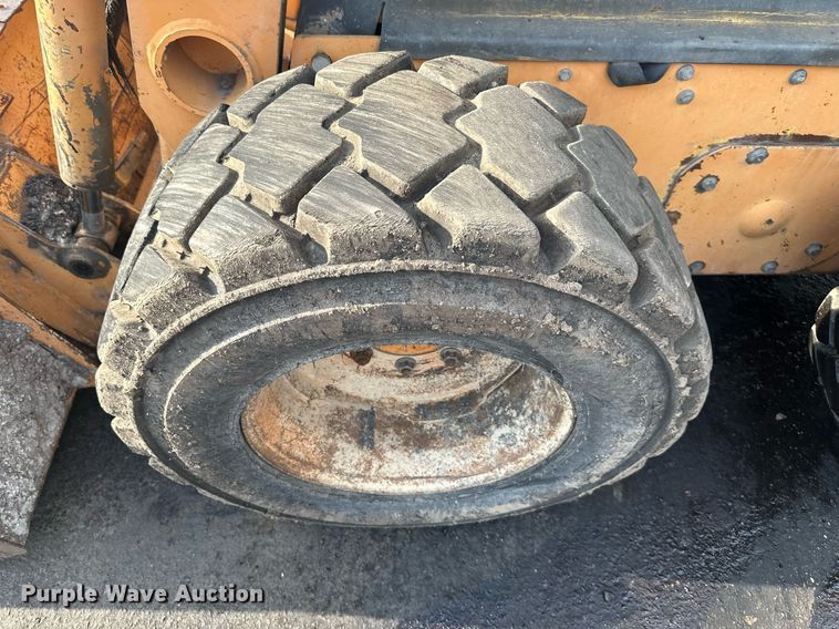 image for item DO5133 2002 Case 60XT  skid steer loader