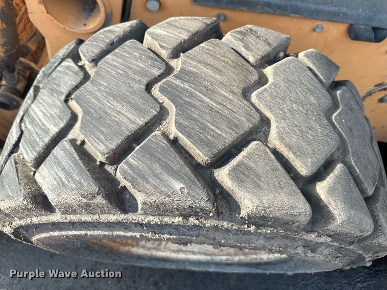 image for item DO5133 2002 Case 60XT  skid steer loader