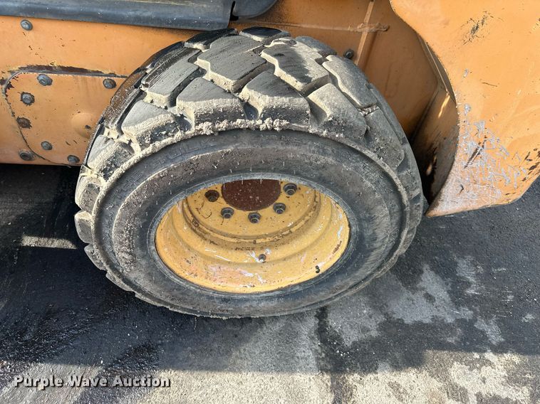 image for item DO5133 2002 Case 60XT  skid steer loader