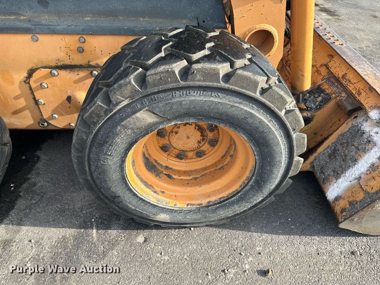 image for item DO5133 2002 Case 60XT  skid steer loader