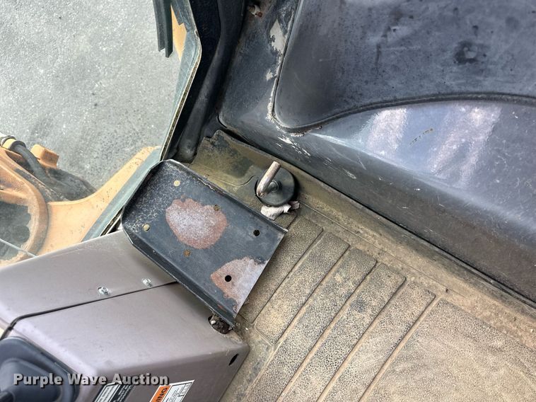 image for item DO5134 2004 Case 580 Super M  backhoe