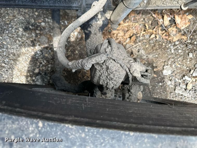 image for item DO5161 2013 International WorkStar 7300  oil distributor truck