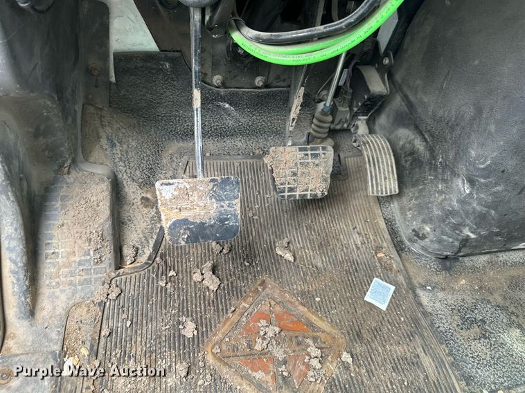 image for item DO5162 2015 International WorkStar 7400  dump truck