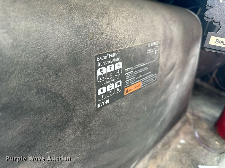 image for item DO5162 2015 International WorkStar 7400  dump truck