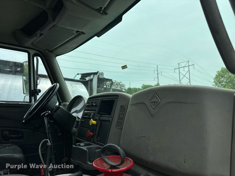 image for item DO5162 2015 International WorkStar 7400  dump truck