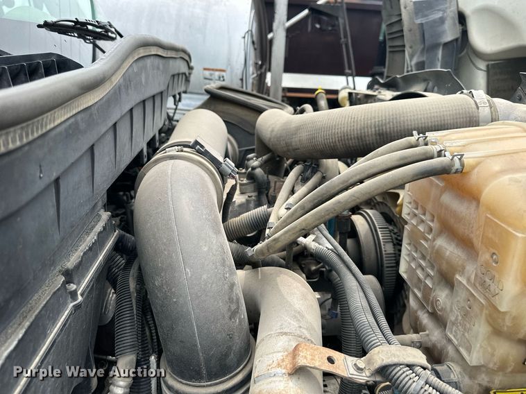 image for item DO5162 2015 International WorkStar 7400  dump truck