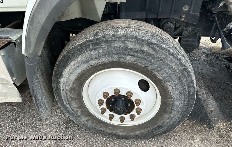 image for item DO5162 2015 International WorkStar 7400  dump truck