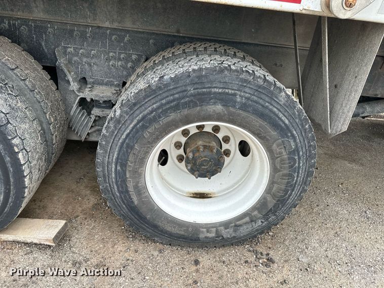 image for item DO5162 2015 International WorkStar 7400  dump truck