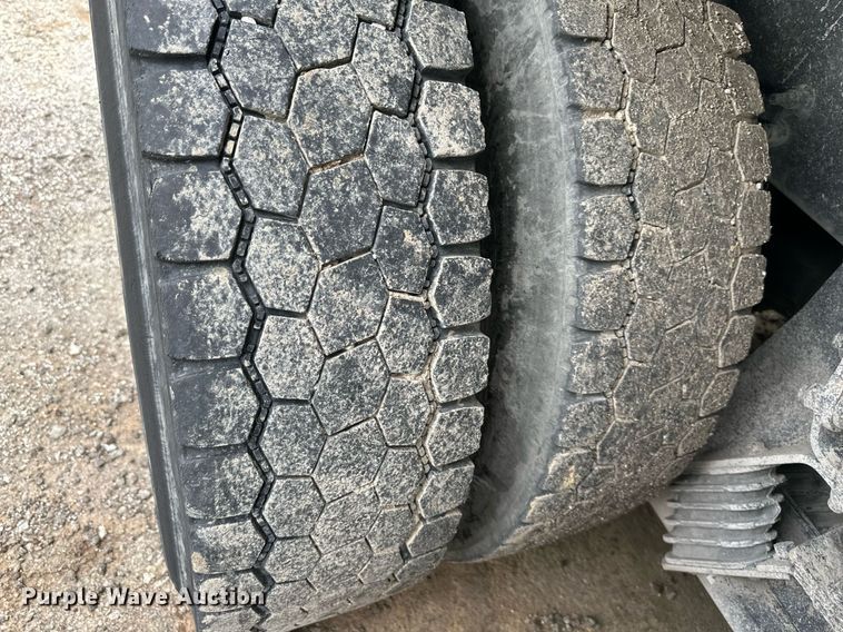 image for item DO5162 2015 International WorkStar 7400  dump truck