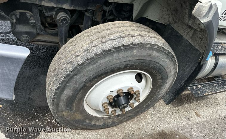 image for item DO5162 2015 International WorkStar 7400  dump truck