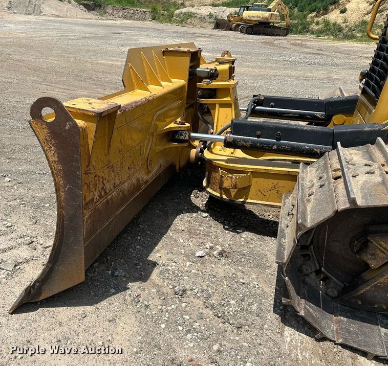 image for item DO5166 2012 Caterpillar D6N LGP  dozer