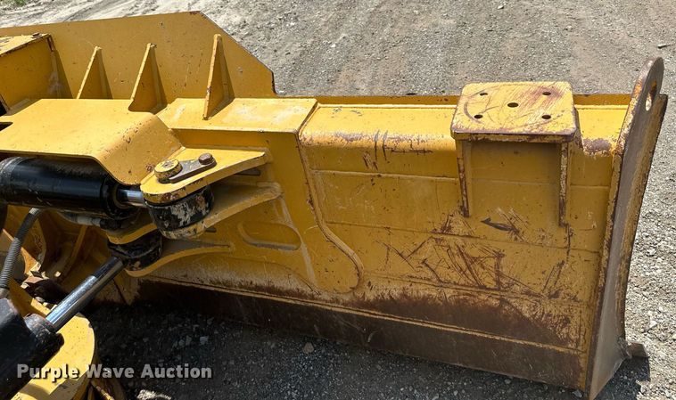image for item DO5166 2012 Caterpillar D6N LGP  dozer