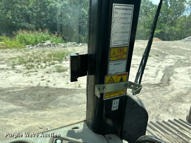 image for item DO5166 2012 Caterpillar D6N LGP  dozer