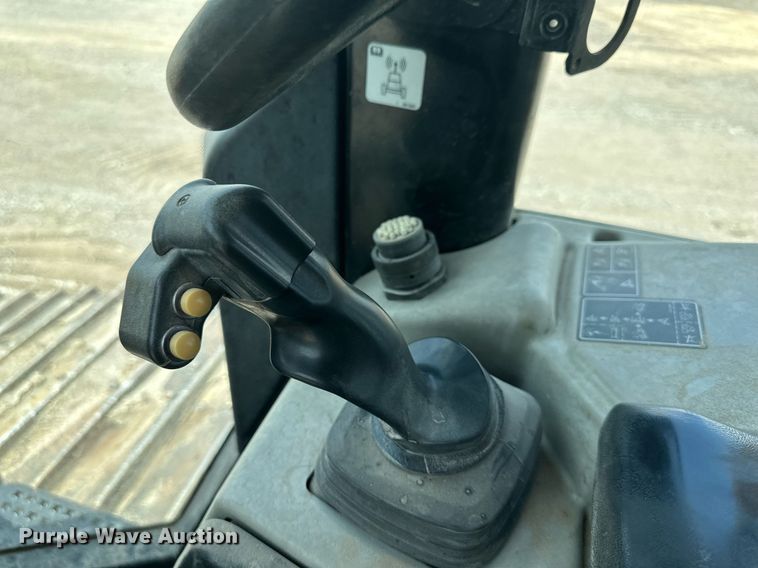 image for item DO5166 2012 Caterpillar D6N LGP  dozer