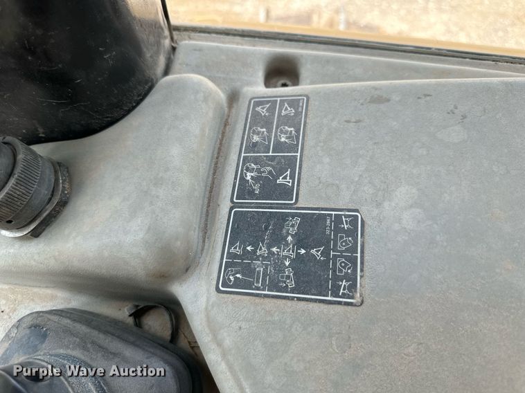 image for item DO5166 2012 Caterpillar D6N LGP  dozer