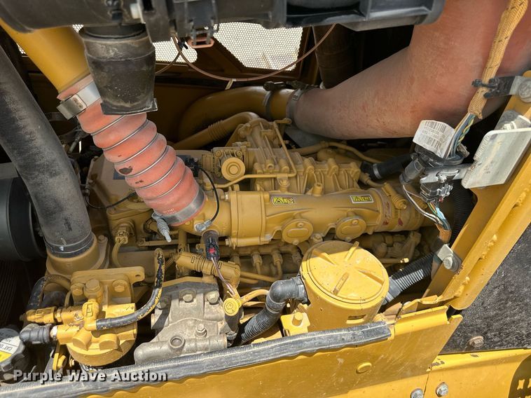 image for item DO5166 2012 Caterpillar D6N LGP  dozer