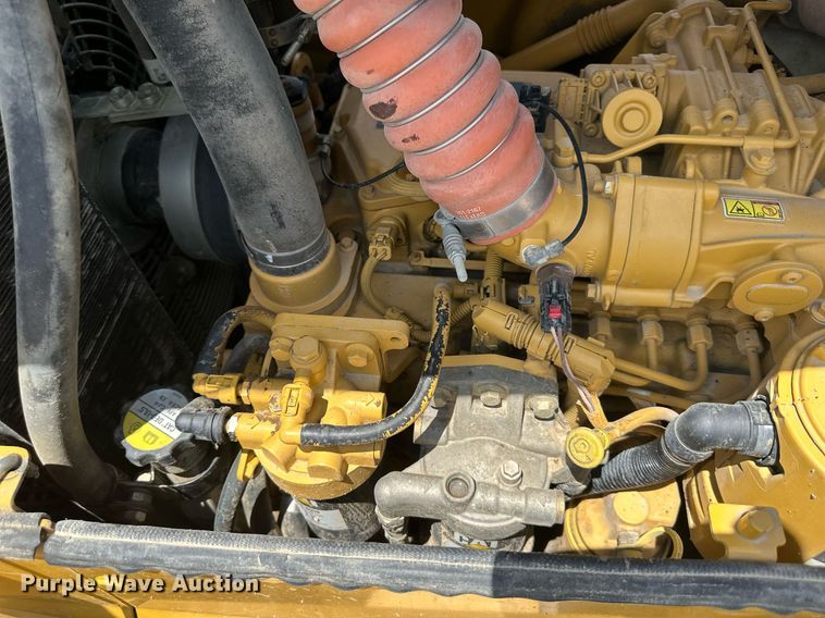 image for item DO5166 2012 Caterpillar D6N LGP  dozer