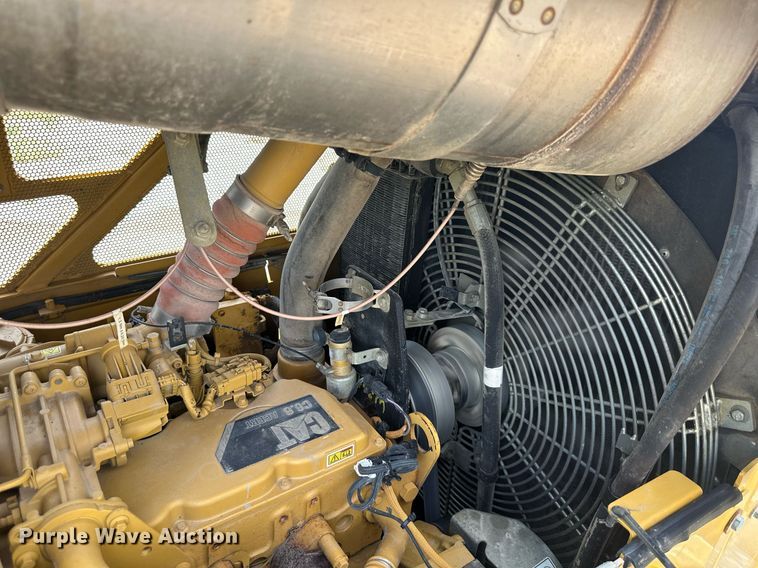 image for item DO5166 2012 Caterpillar D6N LGP  dozer