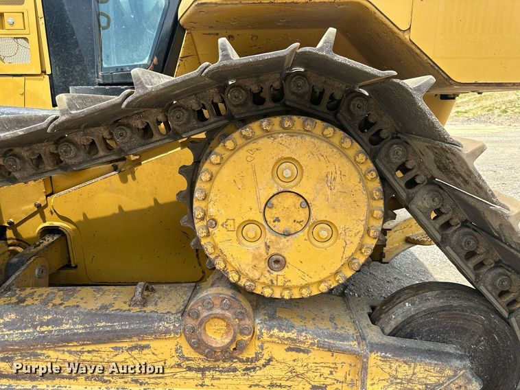 image for item DO5166 2012 Caterpillar D6N LGP  dozer