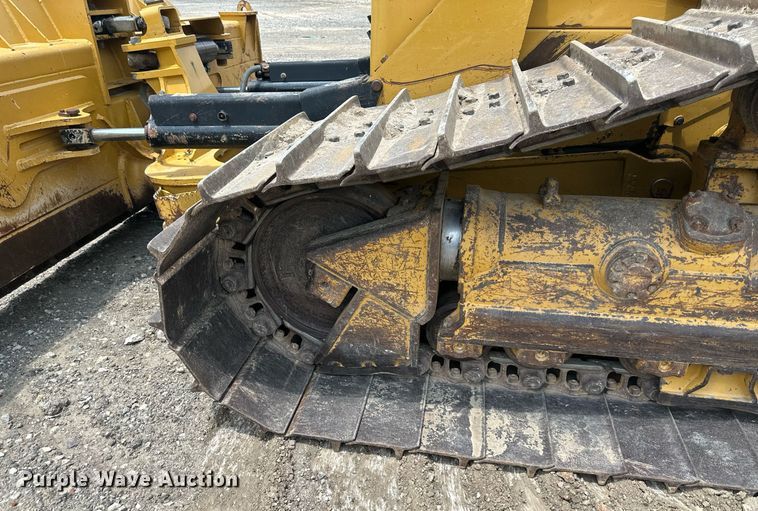 image for item DO5166 2012 Caterpillar D6N LGP  dozer