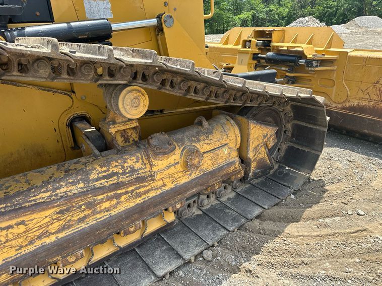 image for item DO5166 2012 Caterpillar D6N LGP  dozer