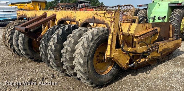 image for item DP0528 1995 Reynolds 18C  scraper