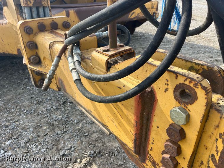 image for item DP0528 1995 Reynolds 18C  scraper